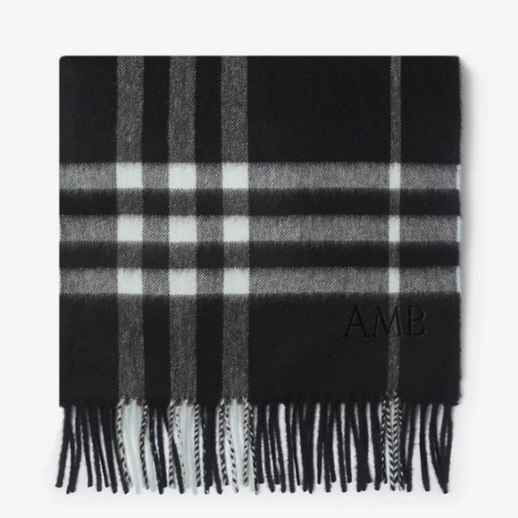 BURBERRY NWT Check  100% CASHMERE Scarf. - Picture 16 of 16
